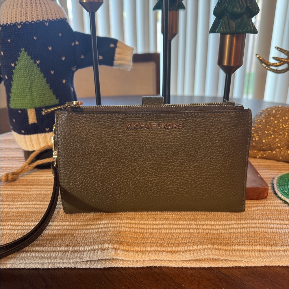Michael Kors Dark Green Wristlet